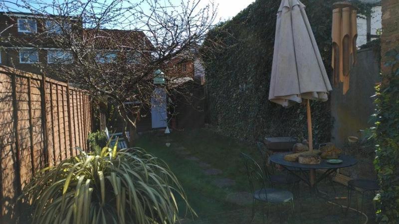 Cosy London Double Room Near Wimbledon 外观 照片